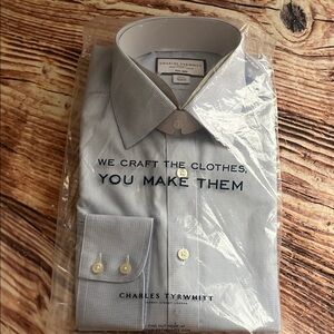 Charles Tyrwhitt Long sleeve slim fit Non Iron  Light Blue Dress Shirt 15 1/2
